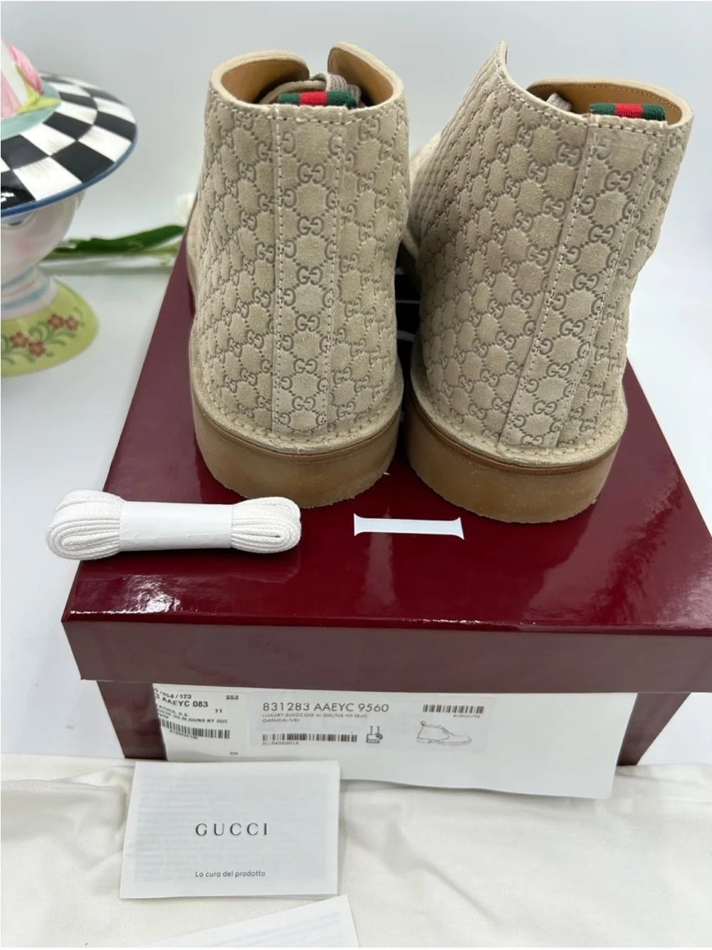 Men’s Gucci suede GG embossed desert boots in oatmeal size 11 made in Italy